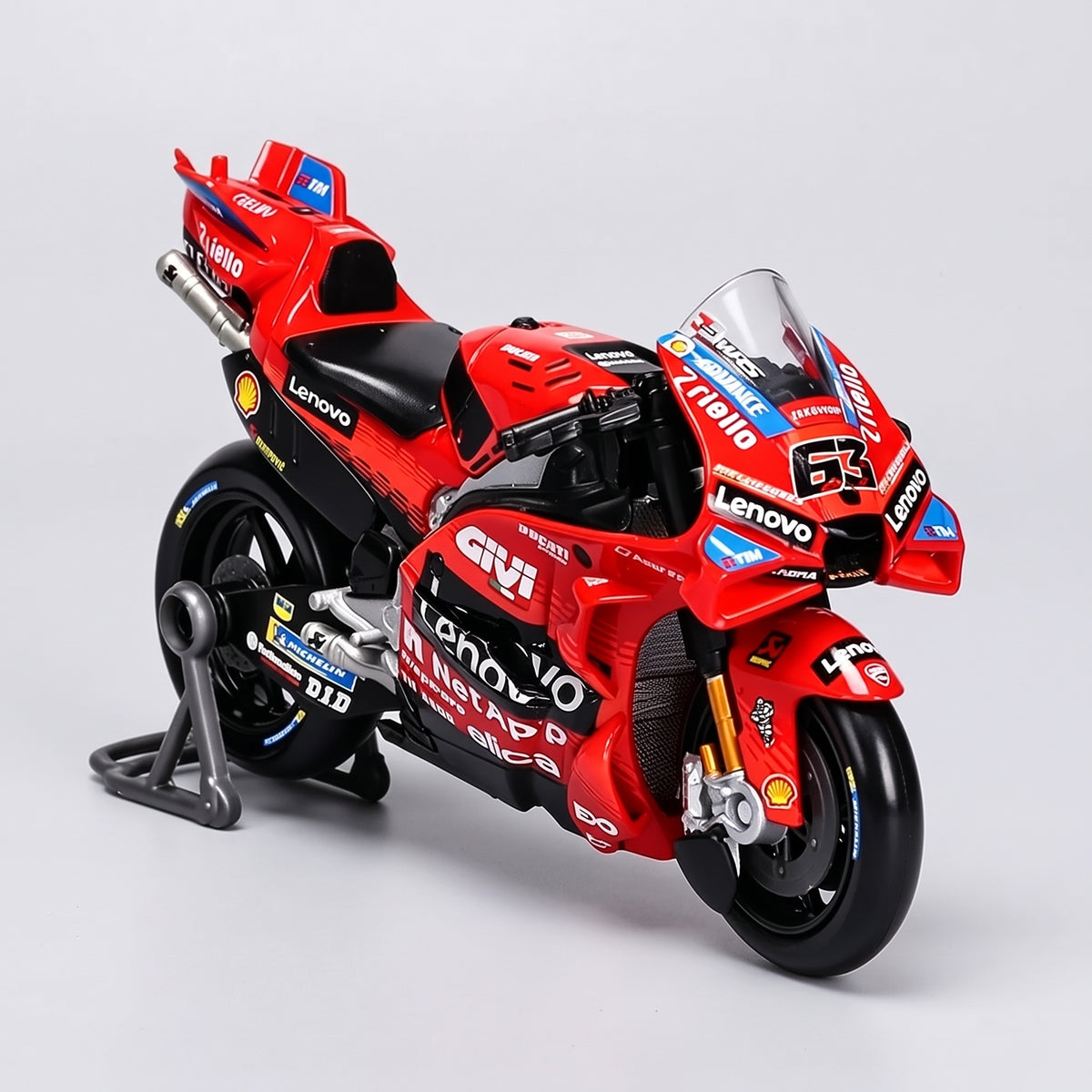 Maquette moto GP Ducati MotoGP 2025 Ducati Lenovo n°63 au 1:18