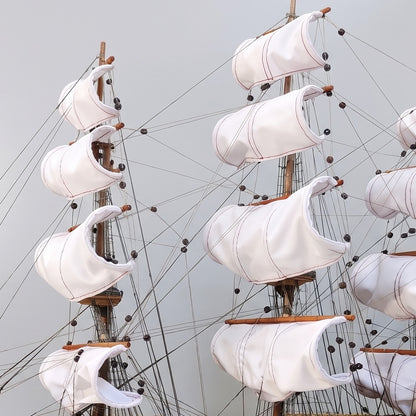 Voilure et gréement de la maquette USS Constitution