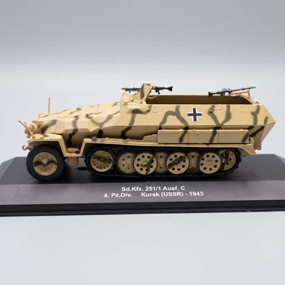Maquette half-track Sd.Kfz. 251/1 au 1/43, vue de profil