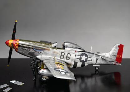 Maquette avion à construire P-51D Mustang Glamorous Glen III au 1/35 assemblée