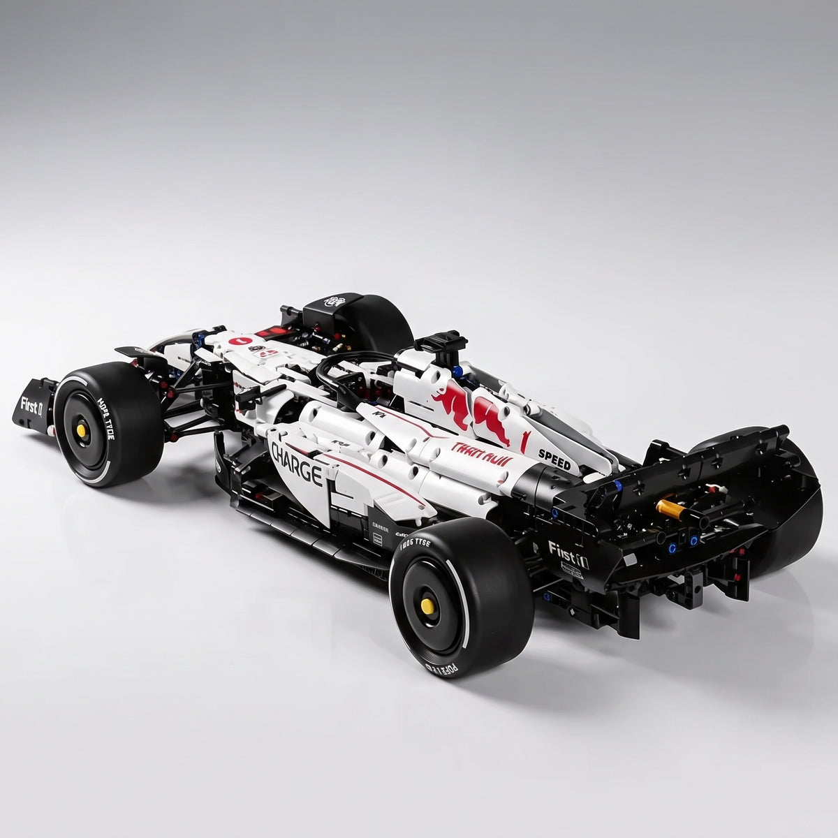 Maquette F1 RB21 en briques vue arrière avec son aileron