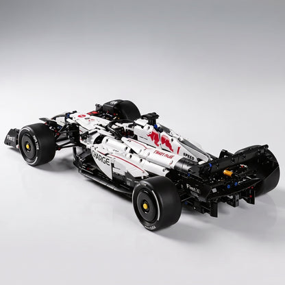 Maquette F1 RB21 en briques vue arrière avec son aileron