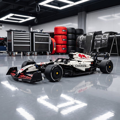 Maquette F1 à monter RB21 dans un stand de Formule 1