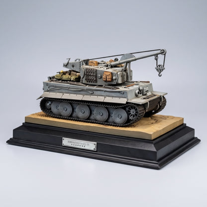 Maquette Bergetiger sur fond studio