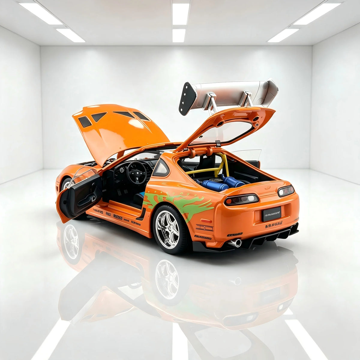 Maquette Toyota Supra MK4 vue arrière avec son grand aileron et son moteur