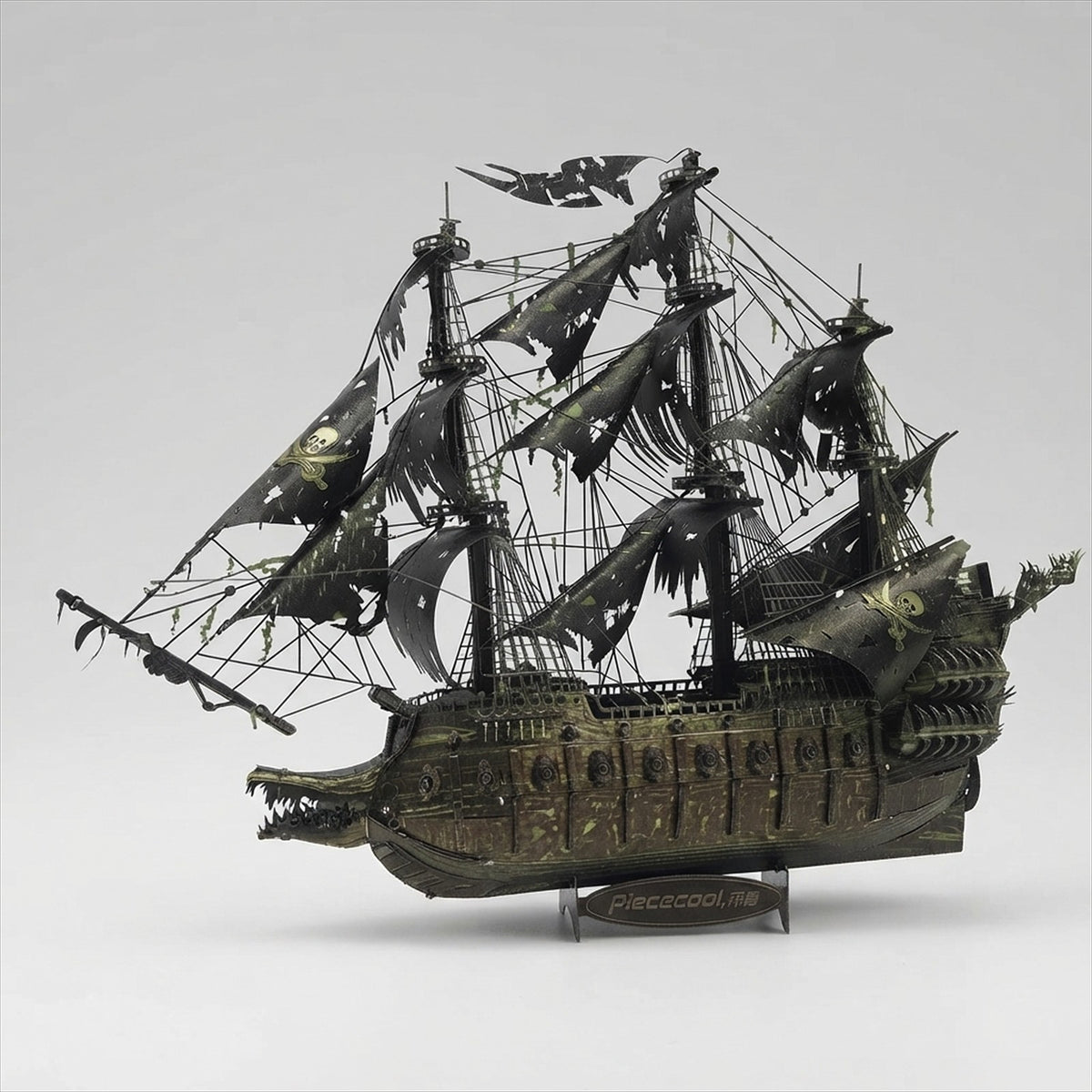 Maquette 3D en métal The Flying Dutchman vue de profil côté gauche