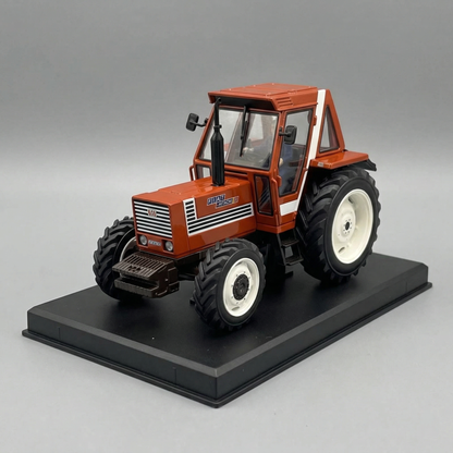 Maquette tracteur-"Tracteur T5"