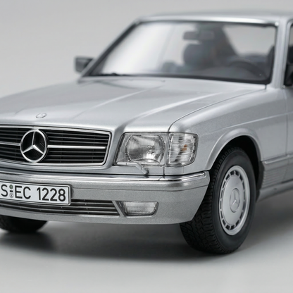 Maquette mercedes à construire-"M-Benz 500 SEC"