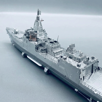 Maquette bateau en métal-"055 Destroyer"