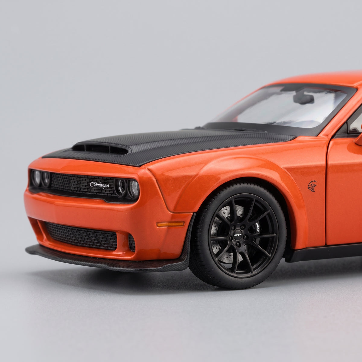 Maquette dodge challenger-"Dodge SRT Hellcat"