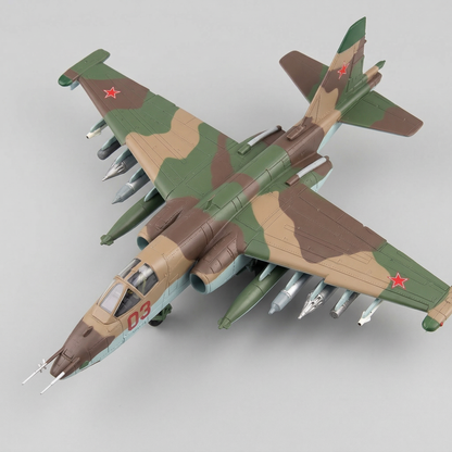 Maquette avion 1:72-"SU-25"